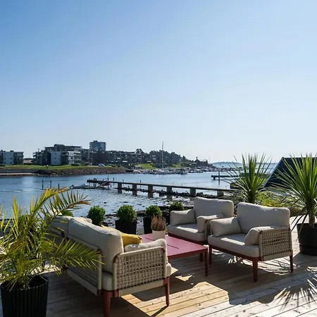 Villa Stor Enebolig Med Egen Brygge Og Strandlinje *